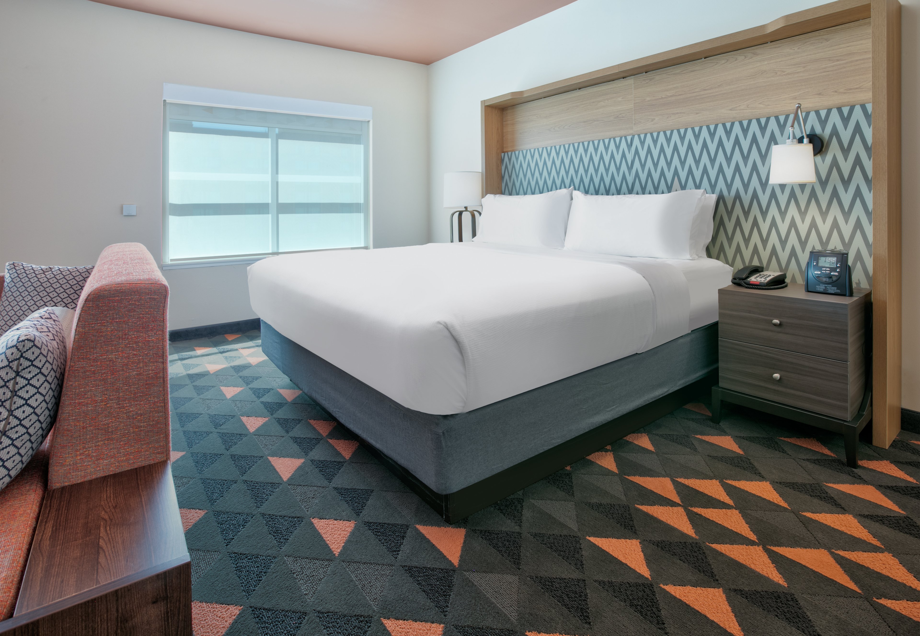 Holiday Inn Dfw South 12/64
