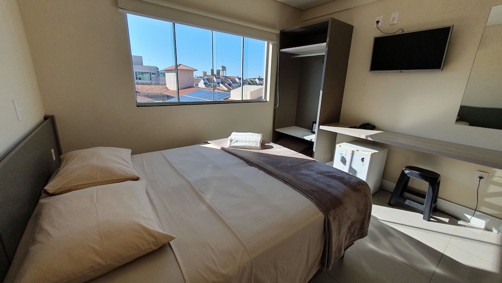 SUPERIOR, DOUBLE BED