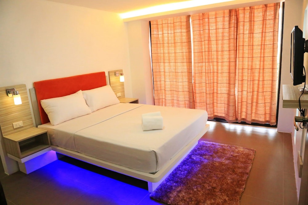 Travelbee Fuente Inn 13/52