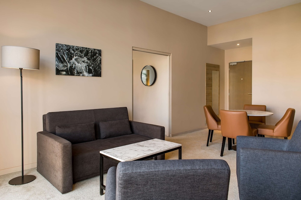 Radisson Serviced Apartments Antananarivo City Centre 49/75