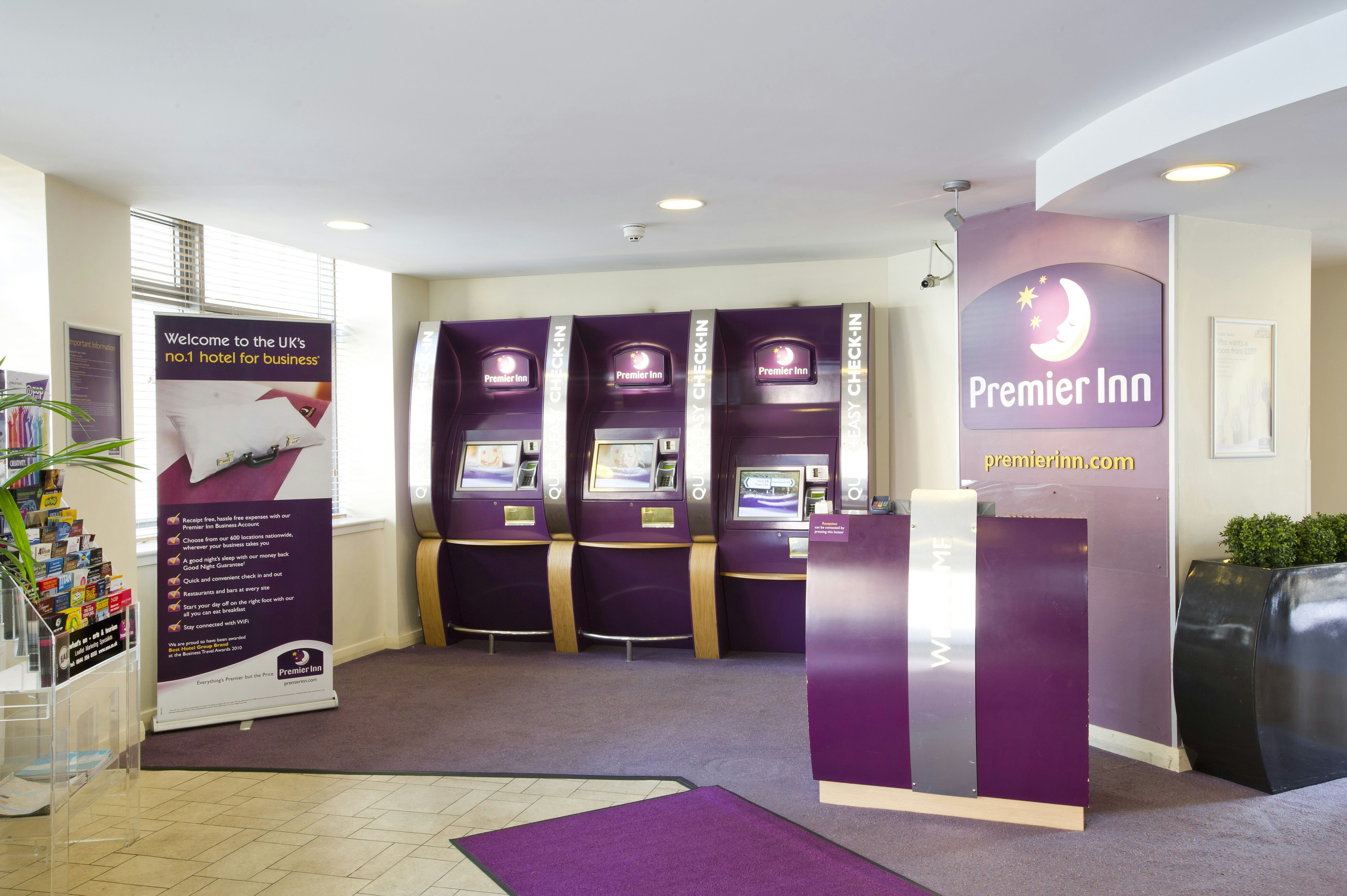 Premier Inn Glasgow City Centre (George Square) Hotel 23/48