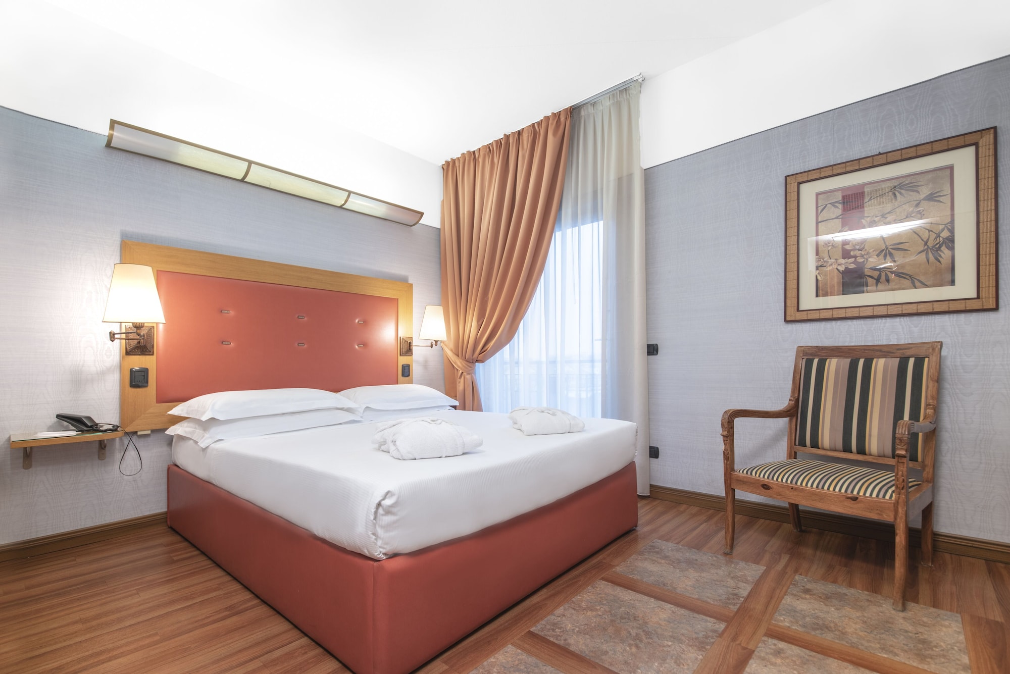 DELUXE, CITY VIEW, BALCONY