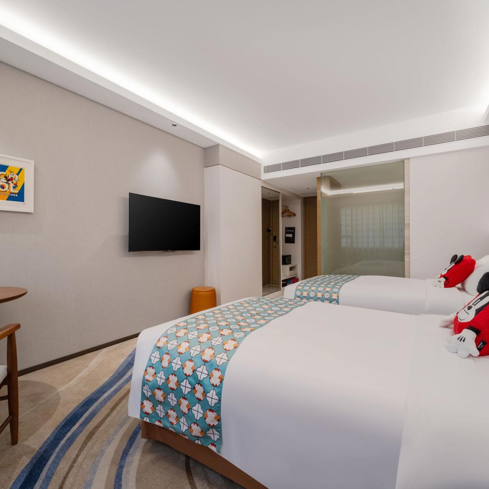 Room, Twin Beds
