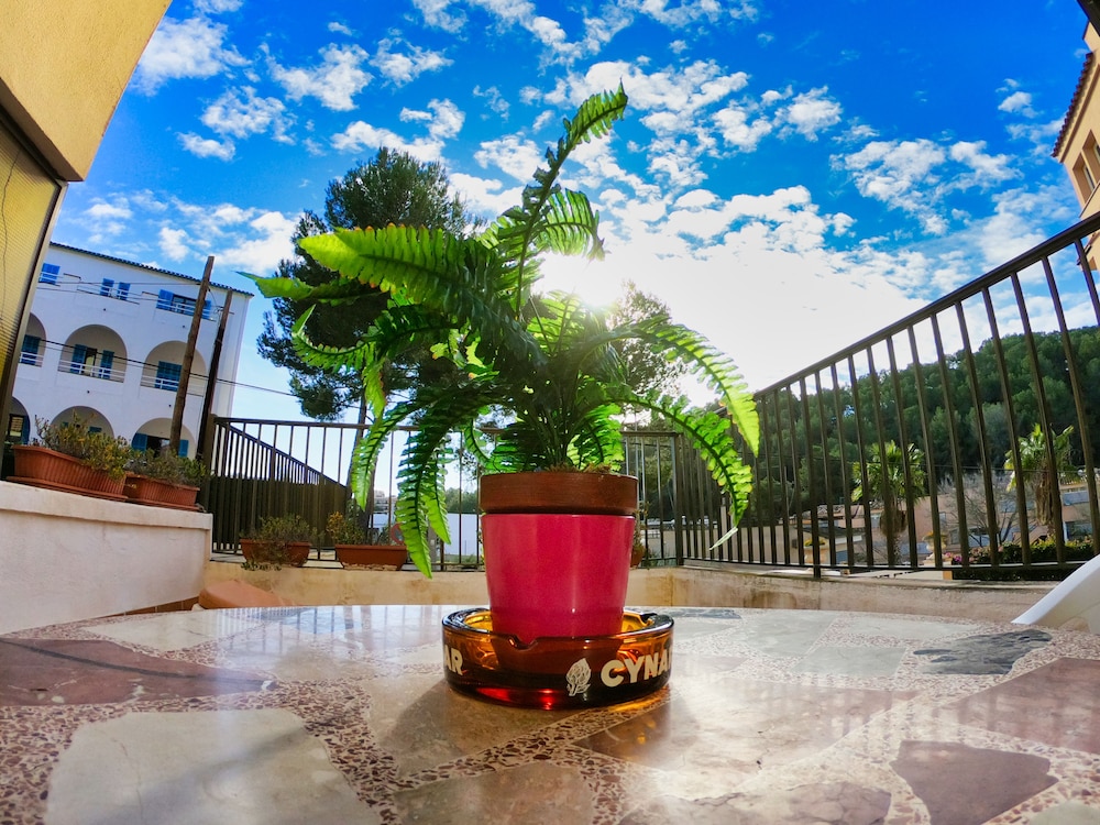 Bon Aire Apartamentos 50/53
