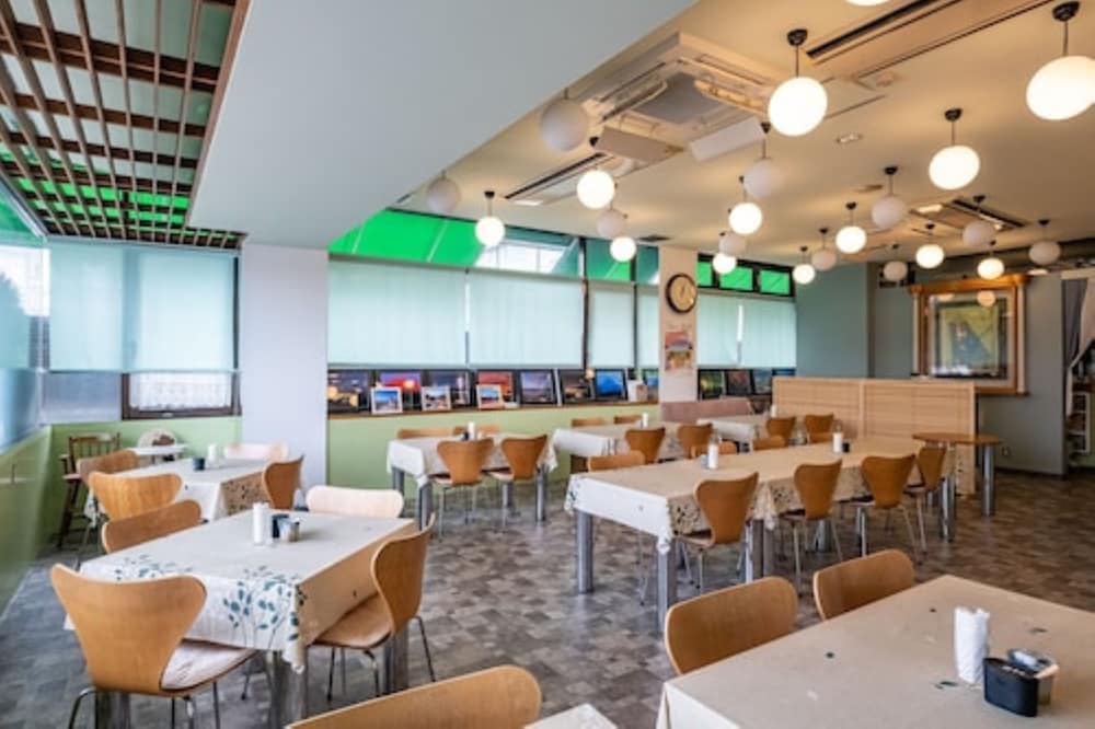 Kawaguchiko Station Inn 48/63