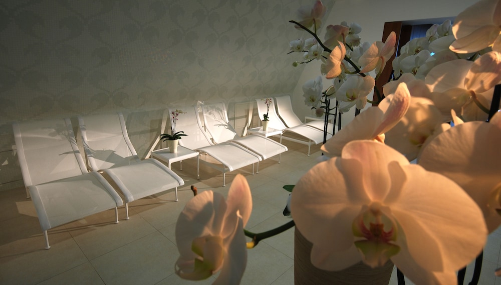 Grand Hotel Bernardin 46/50