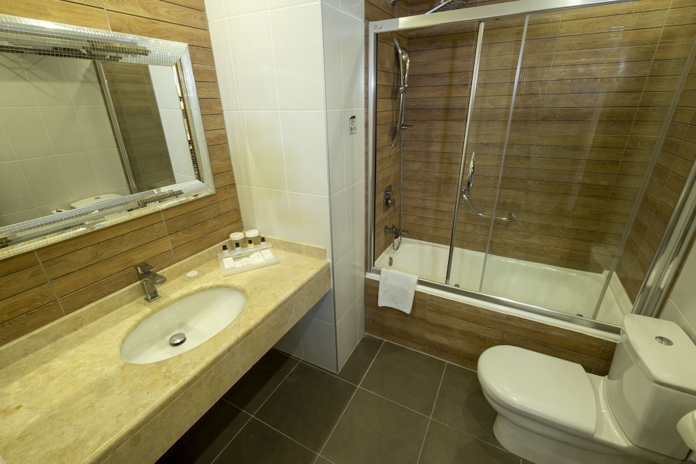 Euro Park Hotel Bursa 54/64