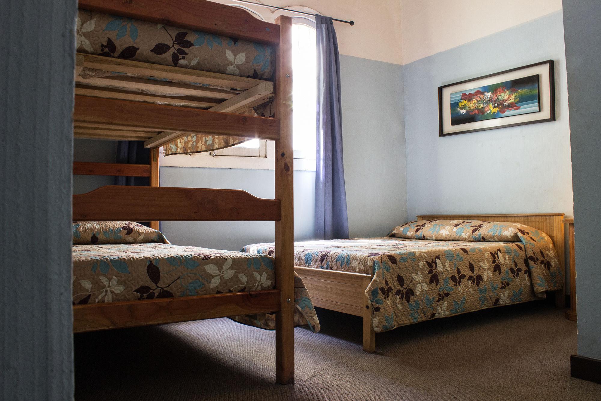 غرفة رباعية بحمام خاص، Forestal Hostal 4/10