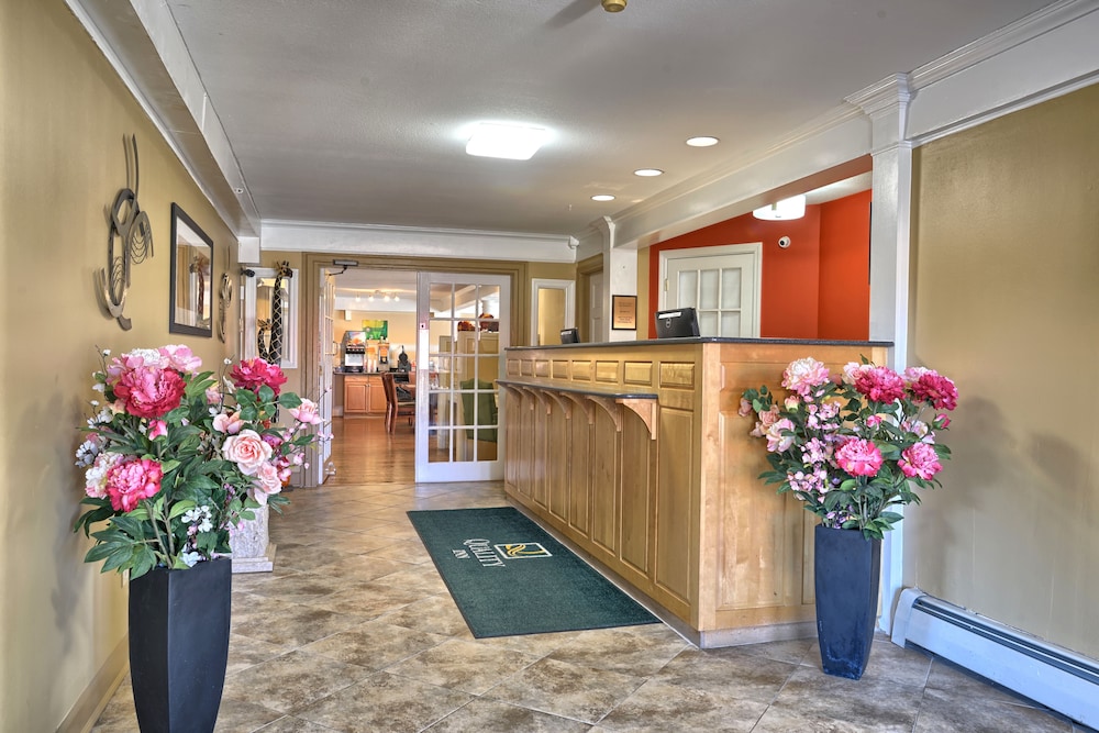 Quality Inn North Conway, NH 5/33
