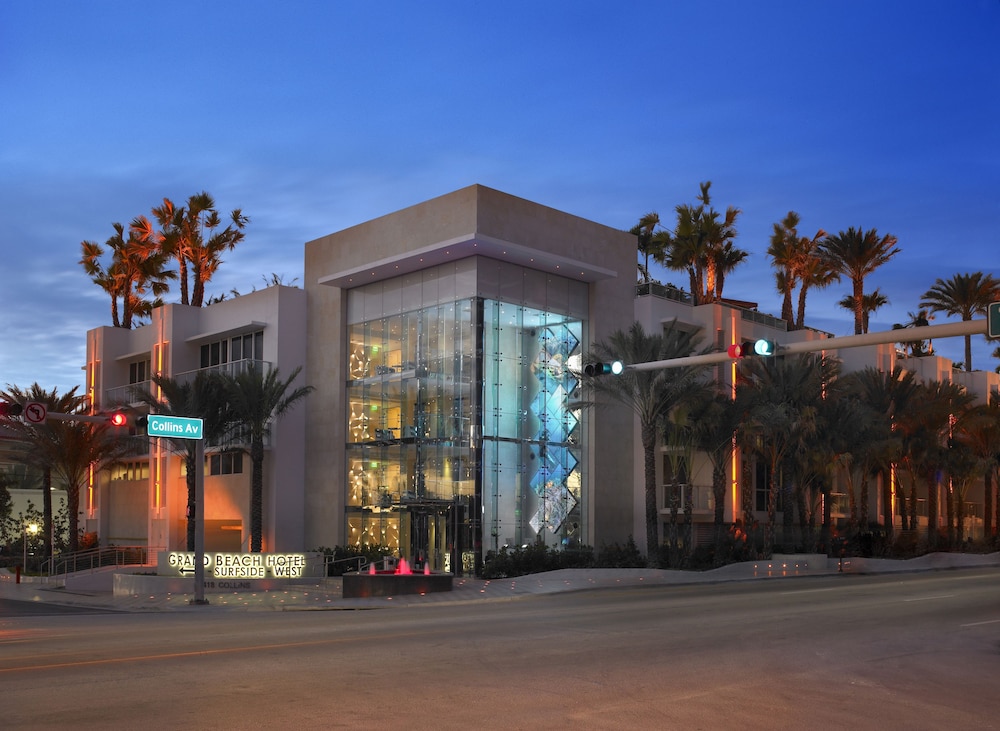 Grand Beach Hotel Surfside West 11/62
