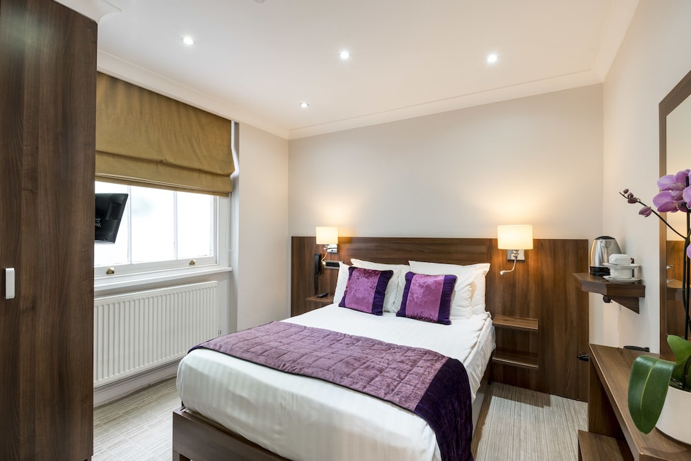 Double Room - Lower  Ground Floor