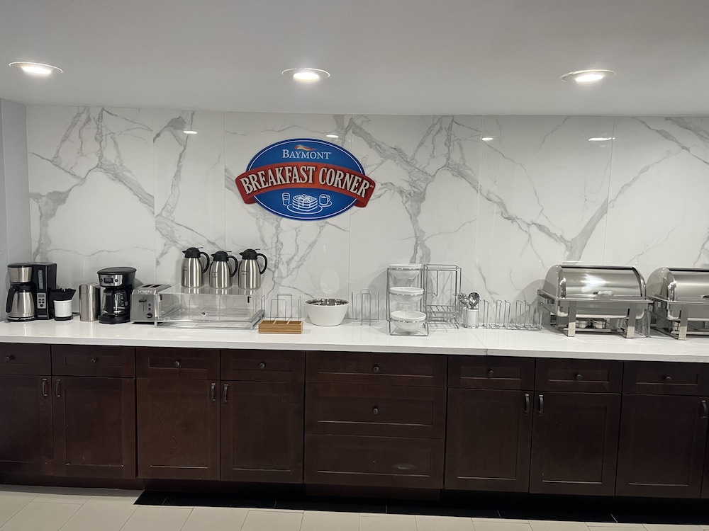 Baymont by Wyndham Odessa Highway 80 38/38