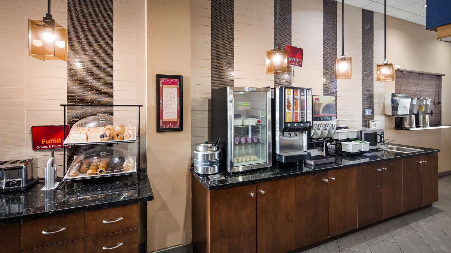 Best Western Plus Williston Hotel & Suites 25/50
