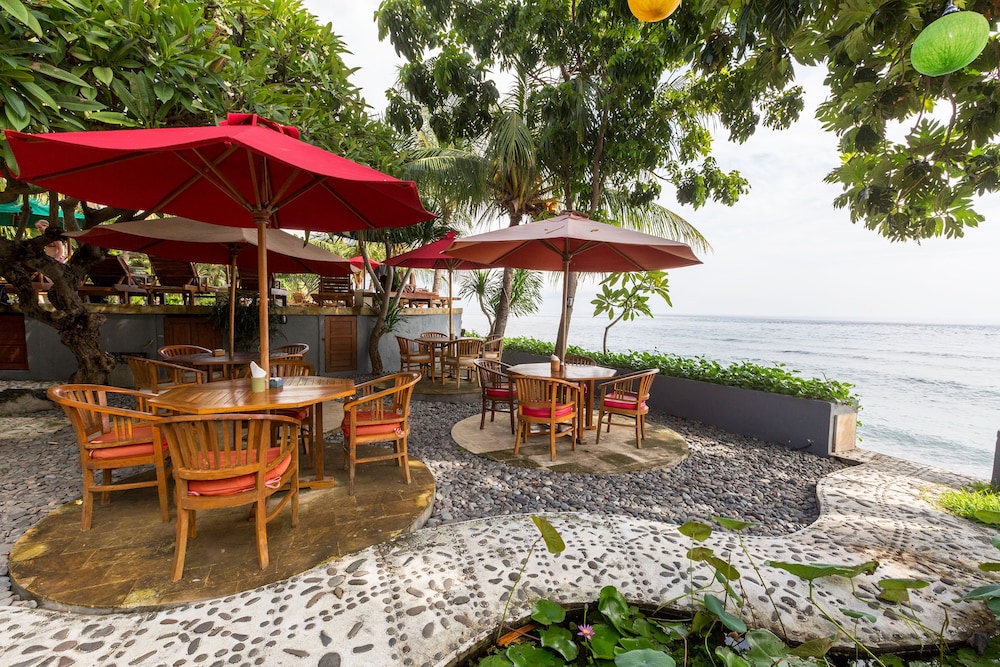 Puri Wirata Dive Resort And Spa 41/46