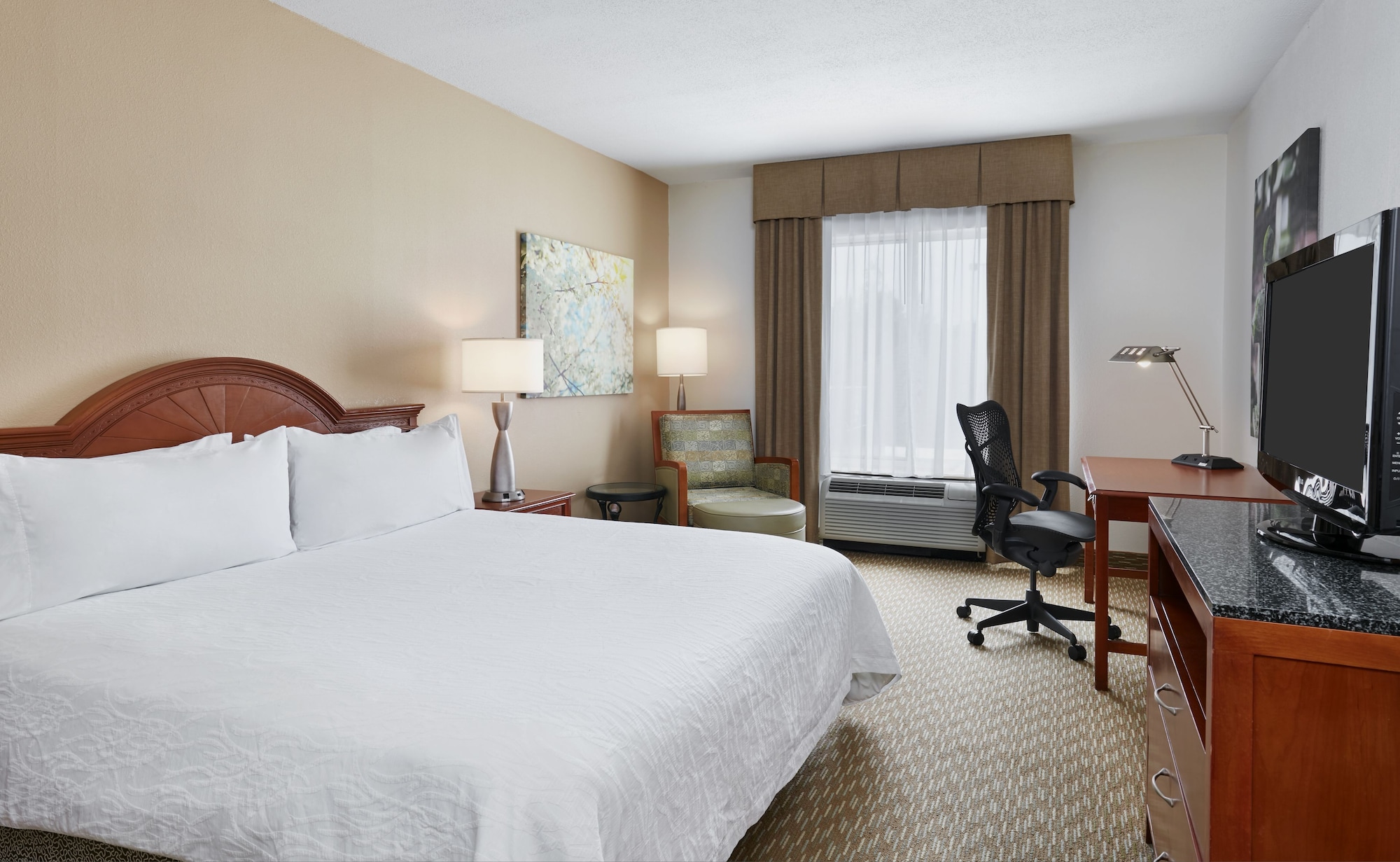 ROOM, KING BED, ACCESSIBLE
