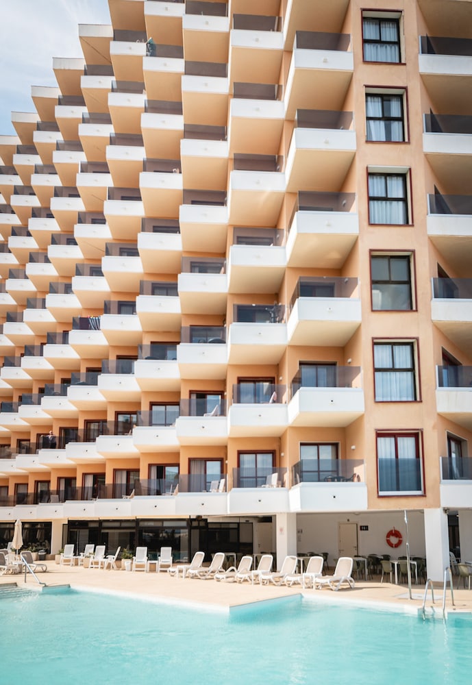 Hotel Angela 4/69