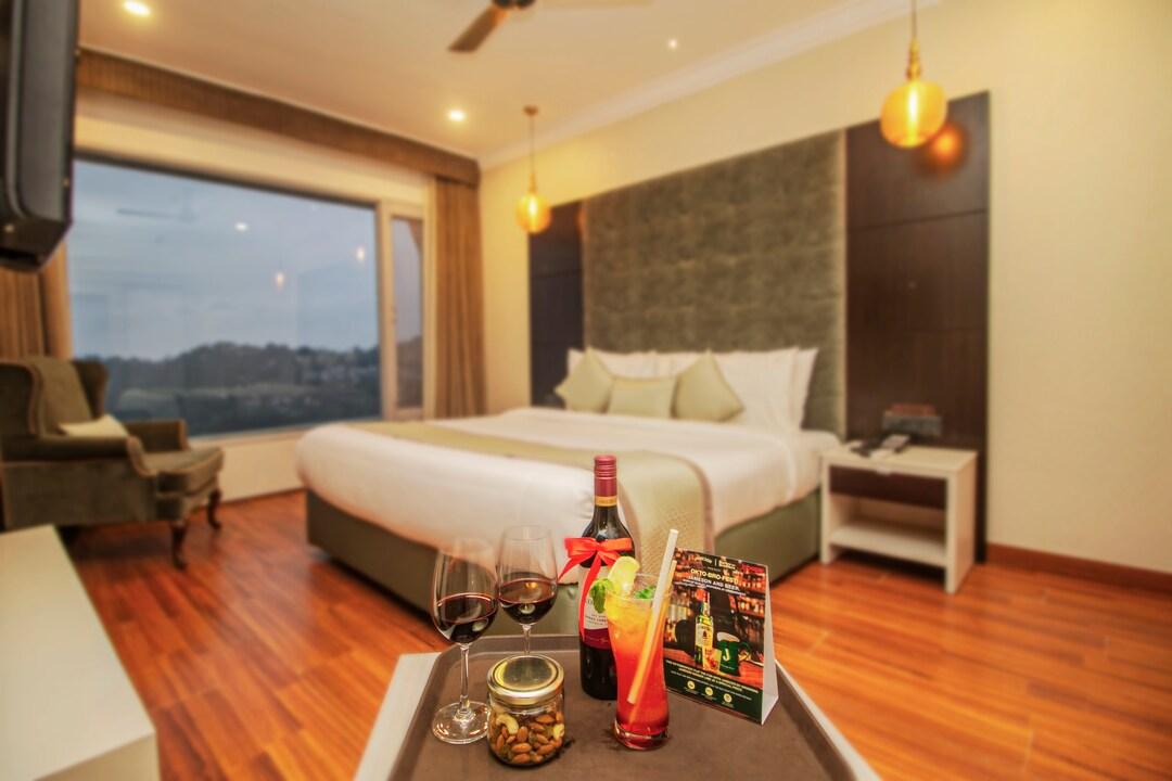 Suite with Valley View
