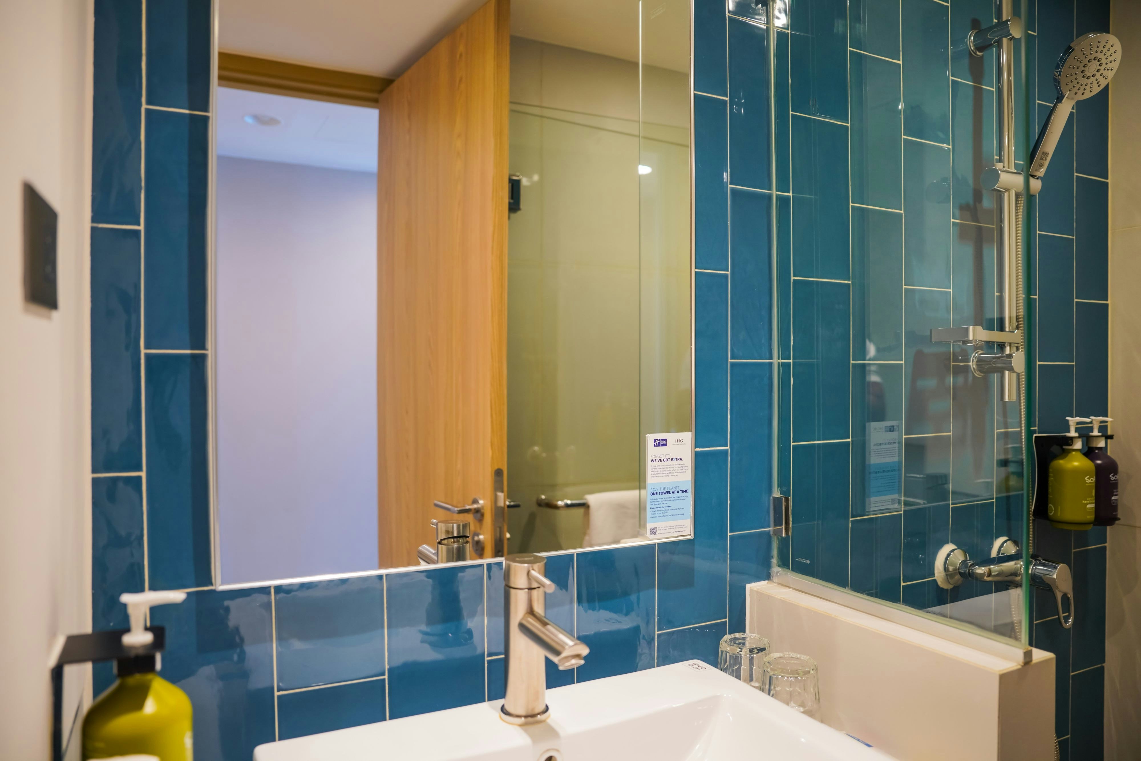 Holiday Inn Express Rayong Map Ta Phut 83/84