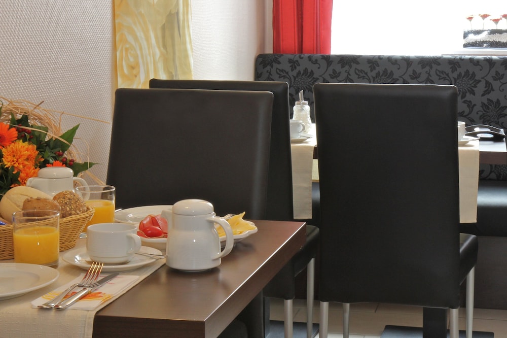 Hotel Herbst GmbH 28/33