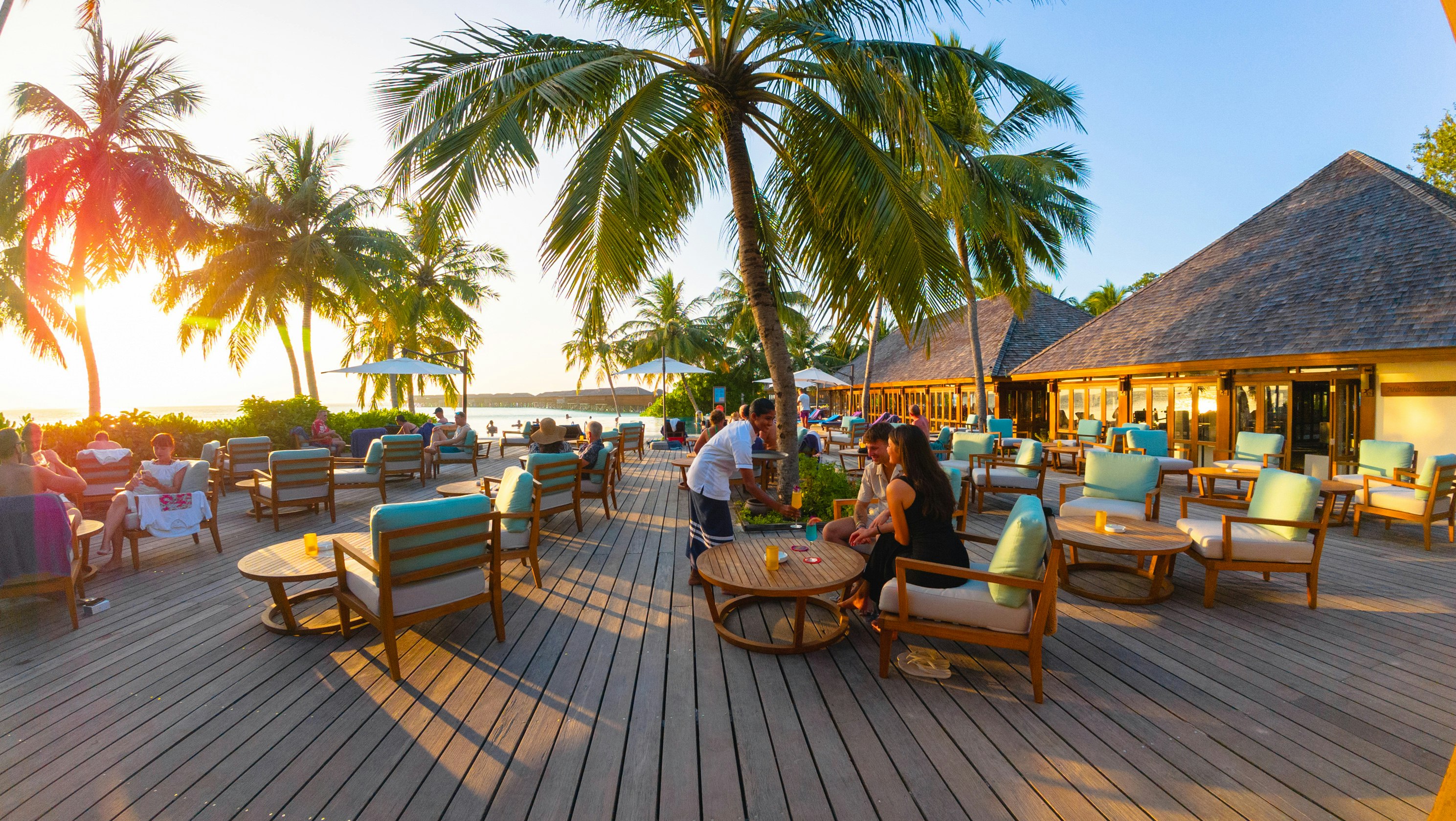 Vilamendhoo Island Resort & Spa 250/272