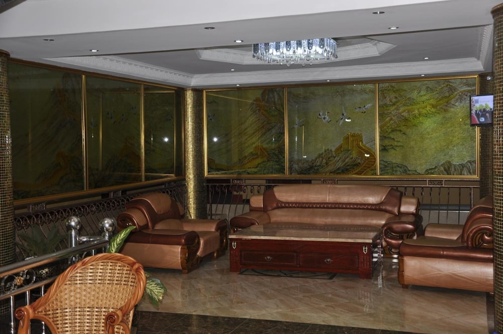 Biraj International Hotel 26/50