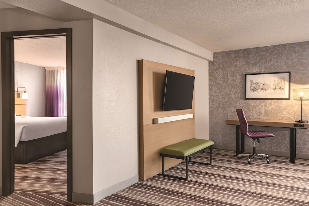 Holiday Inn Philadelphia Arpt-Stadium Area 19/54