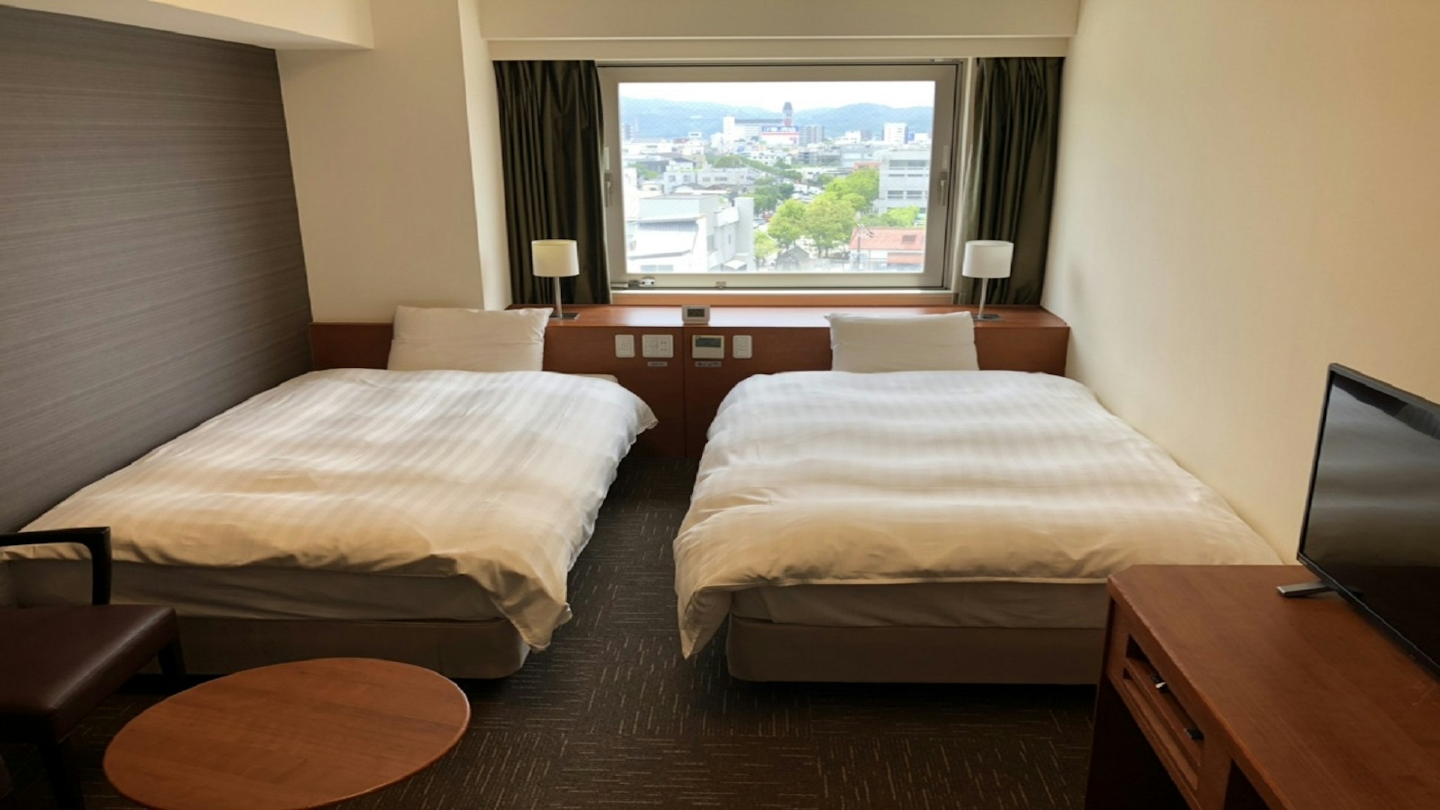 Comfort, Twin Beds