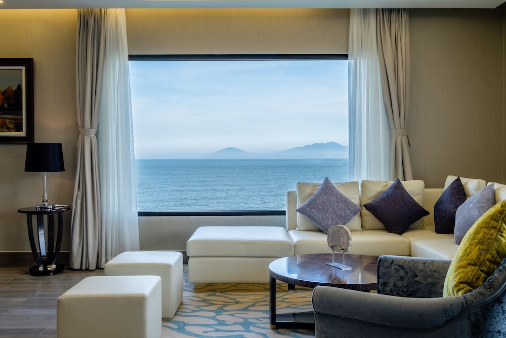 Renaissance Hoi An Resort & Spa 18/35