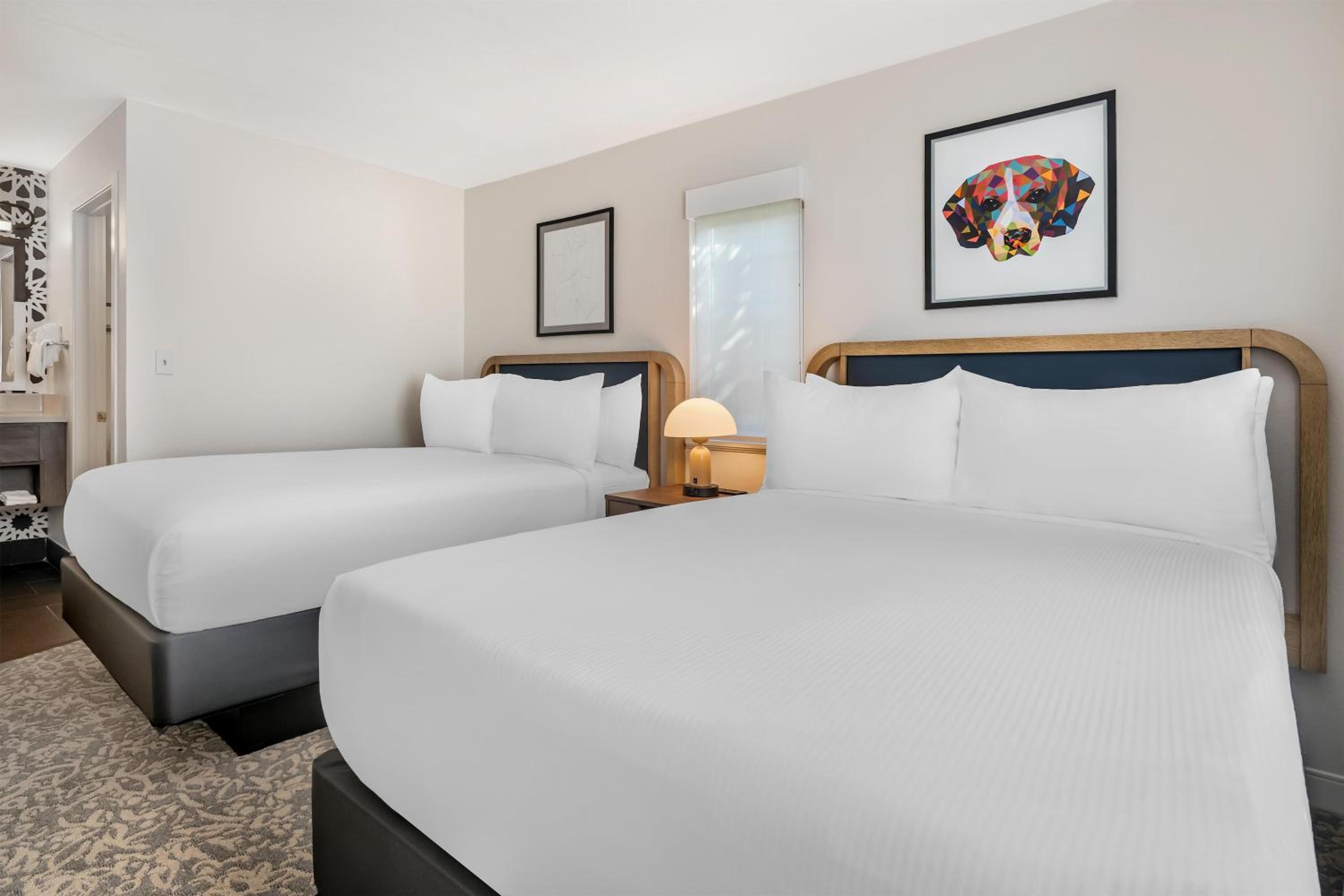 2 Bedrooms, Suite, 1 King and 2 Double Beds, Pool Area