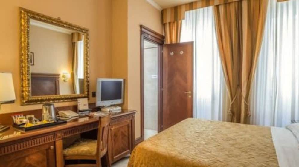 ECONOMY, DOUBLE BED
