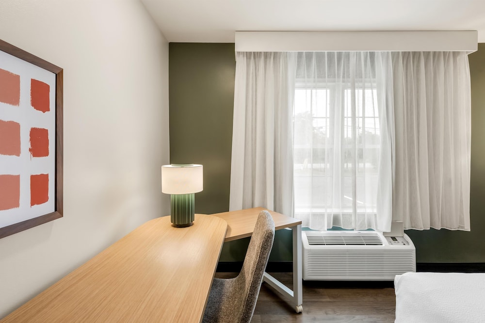 Casco Bay Inn 32/50