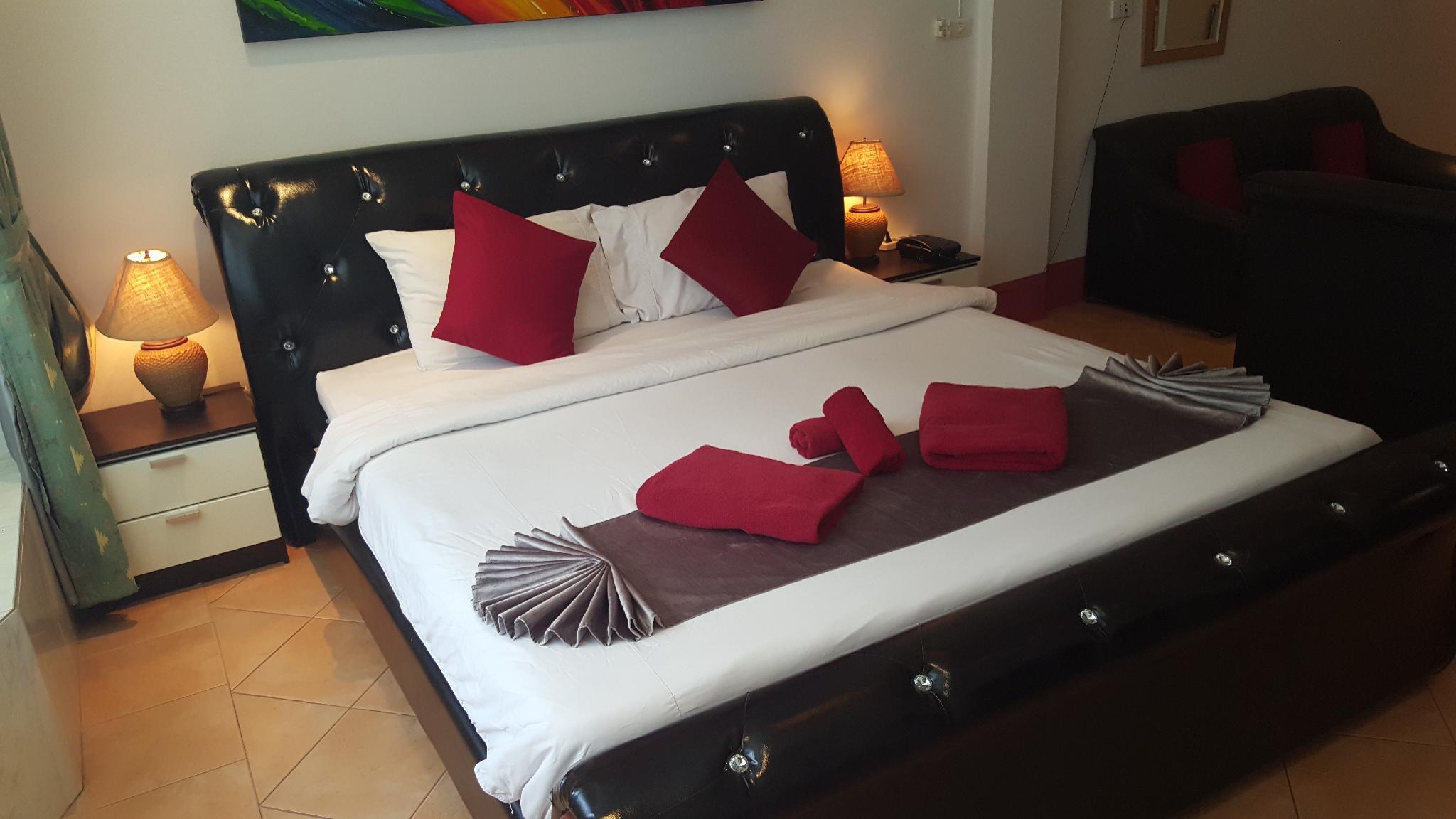 Suite, Apartment