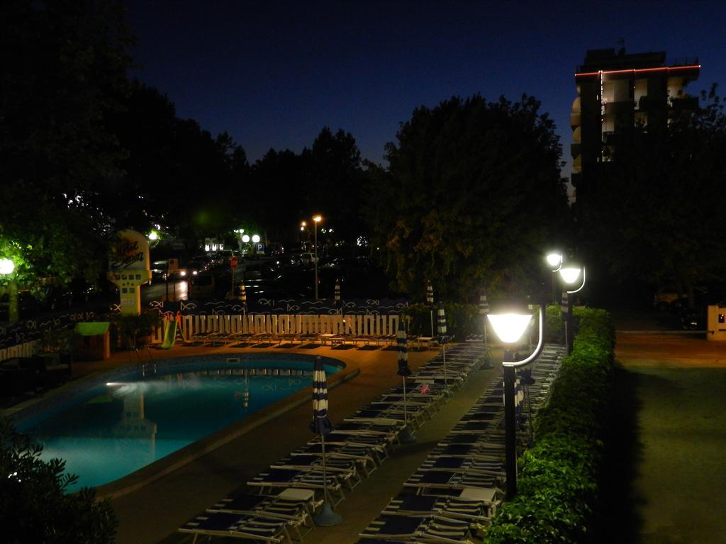 Senior Hotel 19/22