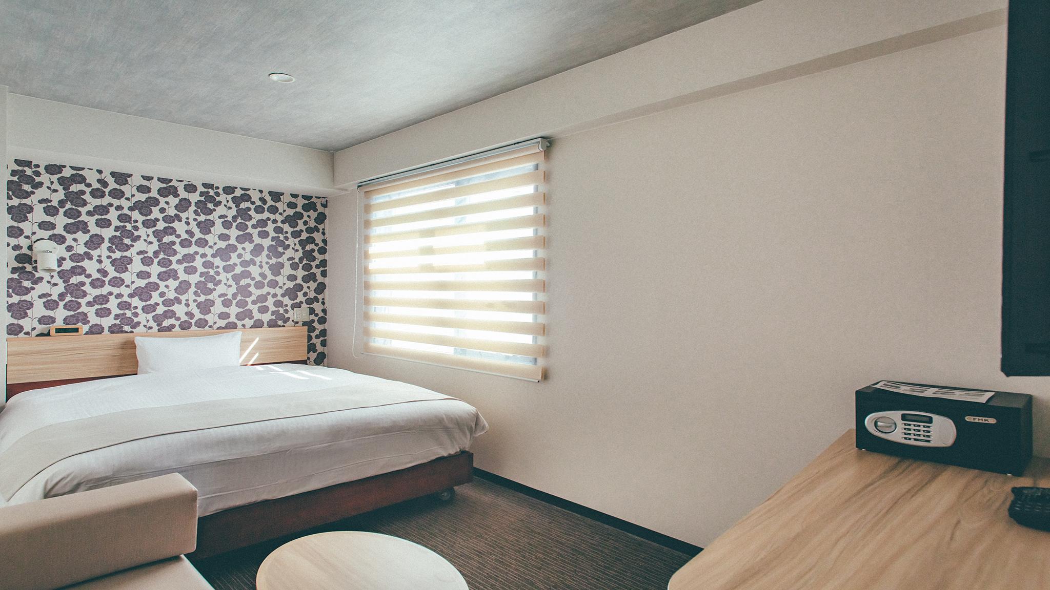 Semi Room, Single, Semi Double Bed