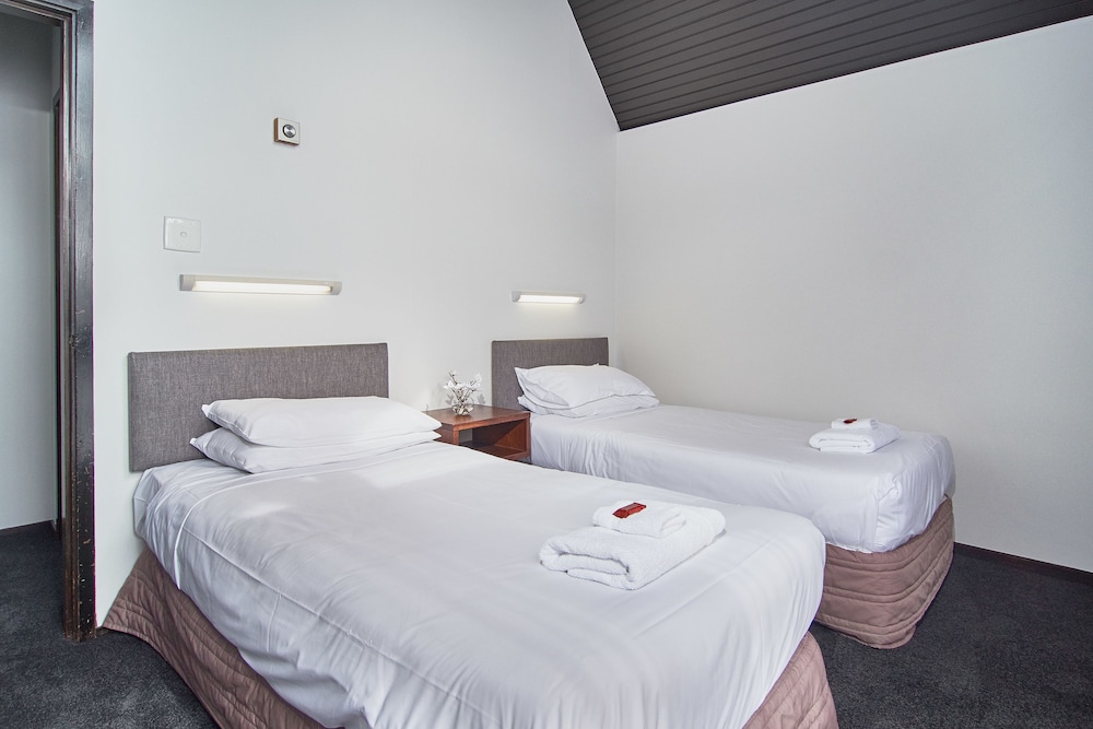 Hotel Carlton Mill 28/64
