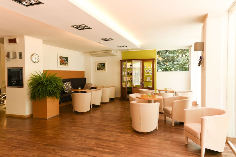 Hotel Polo 57/72