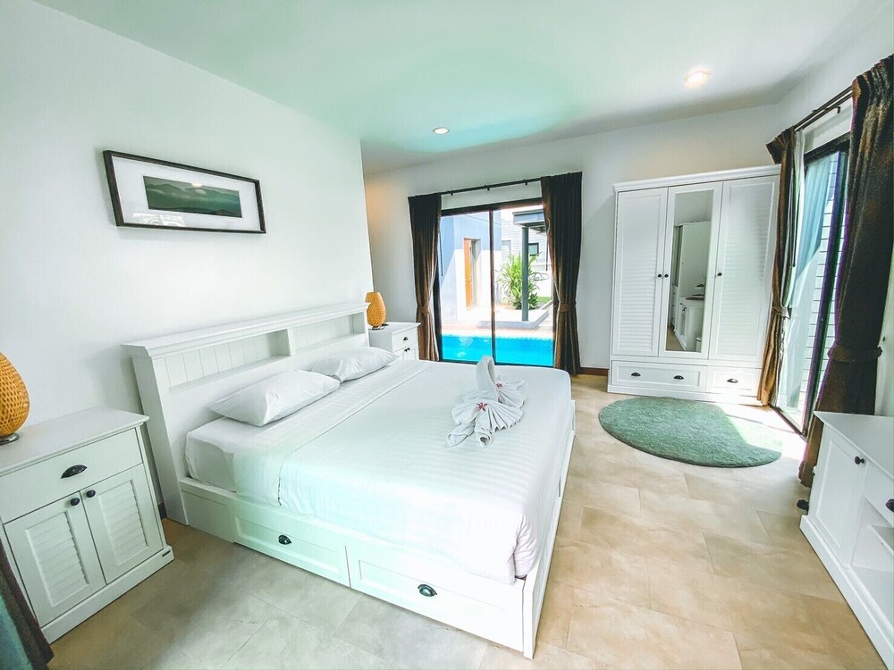 Royal Sammuk villas 7/50