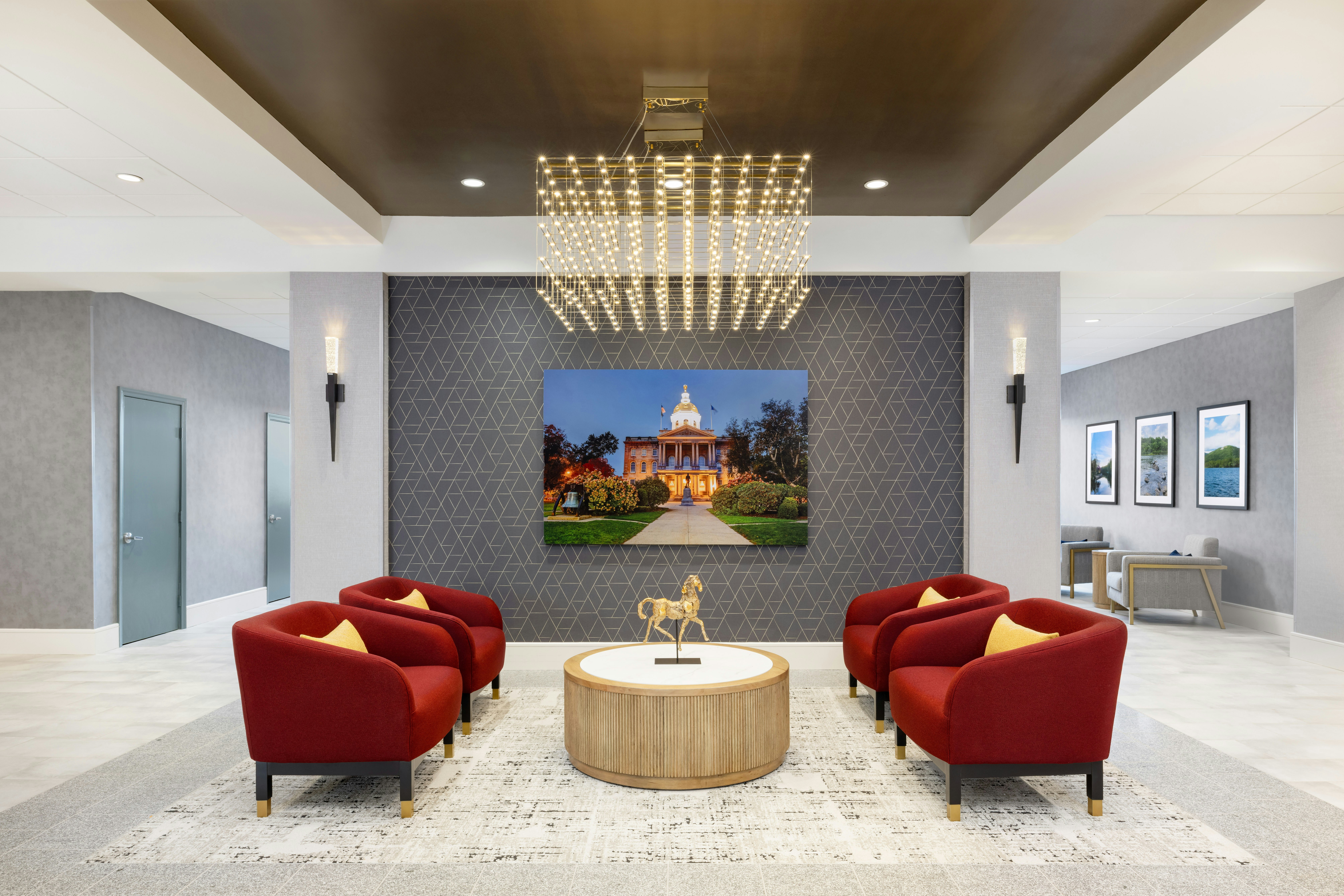 DoubleTree by Hilton Concord Downtown 20/36