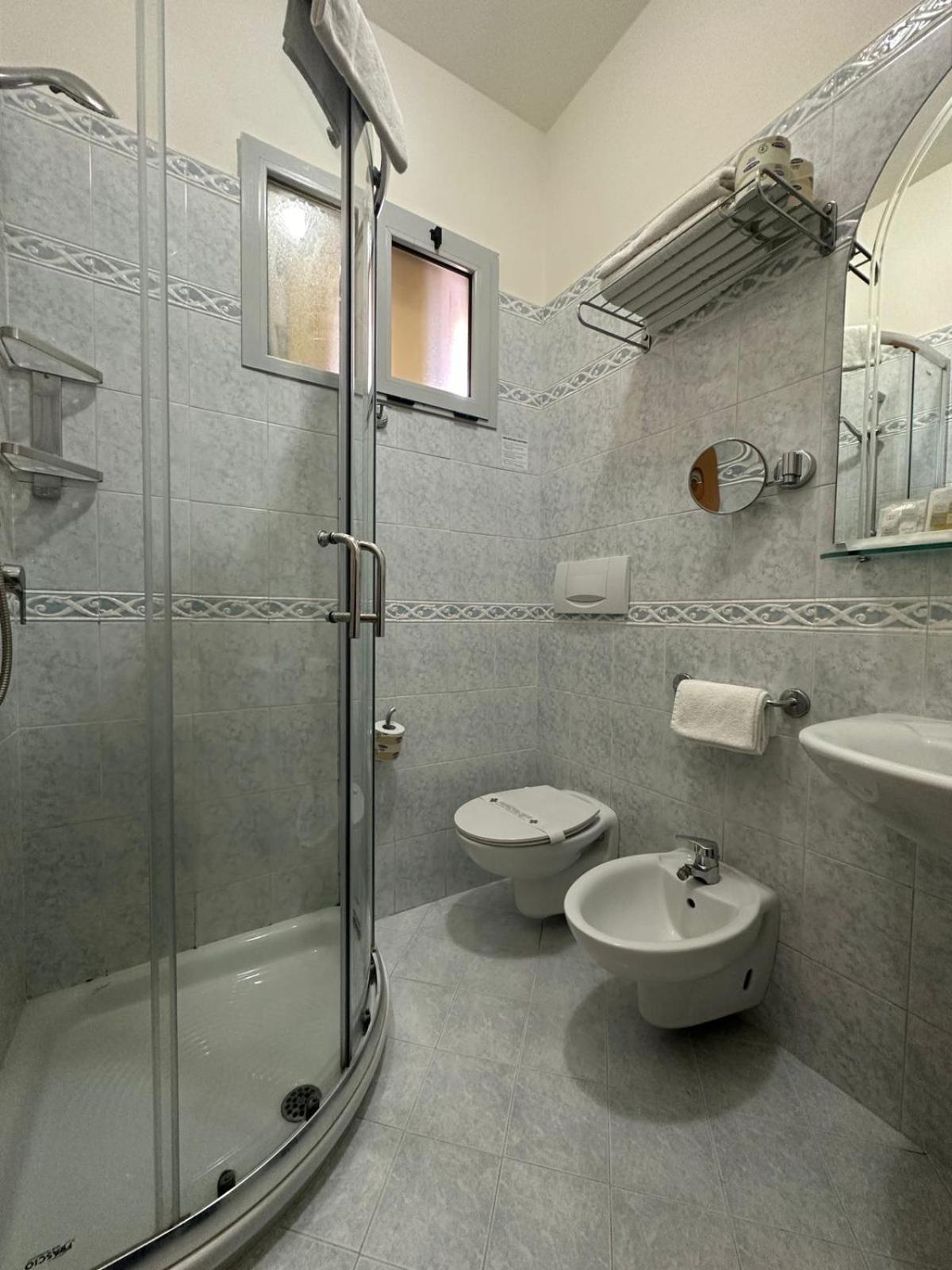 Ambra Hotel 48/50