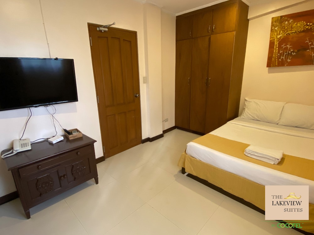 Lakeview Suites 25/68