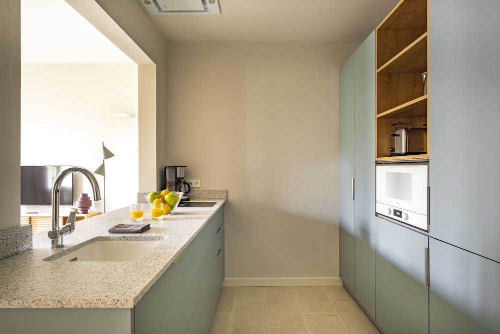 Aspasios Garden Apartments 46/46