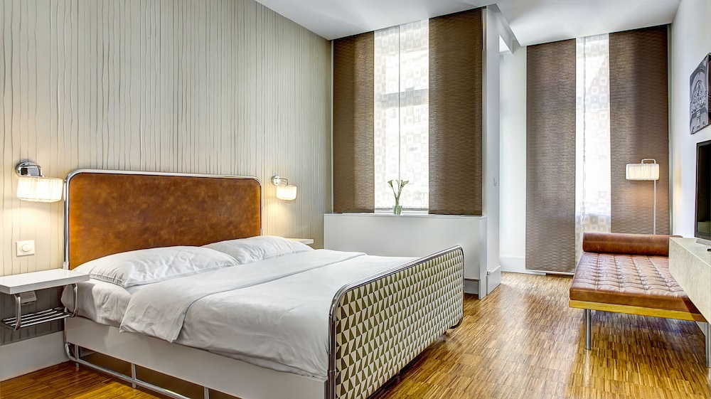 Three Crowns Hotel 14/55