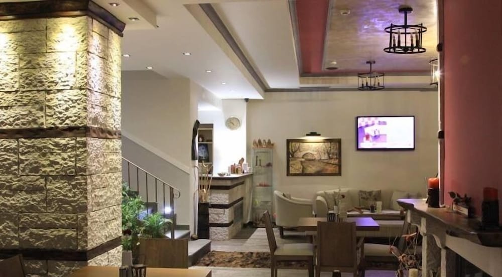 Hotel Rodovoli 31/50