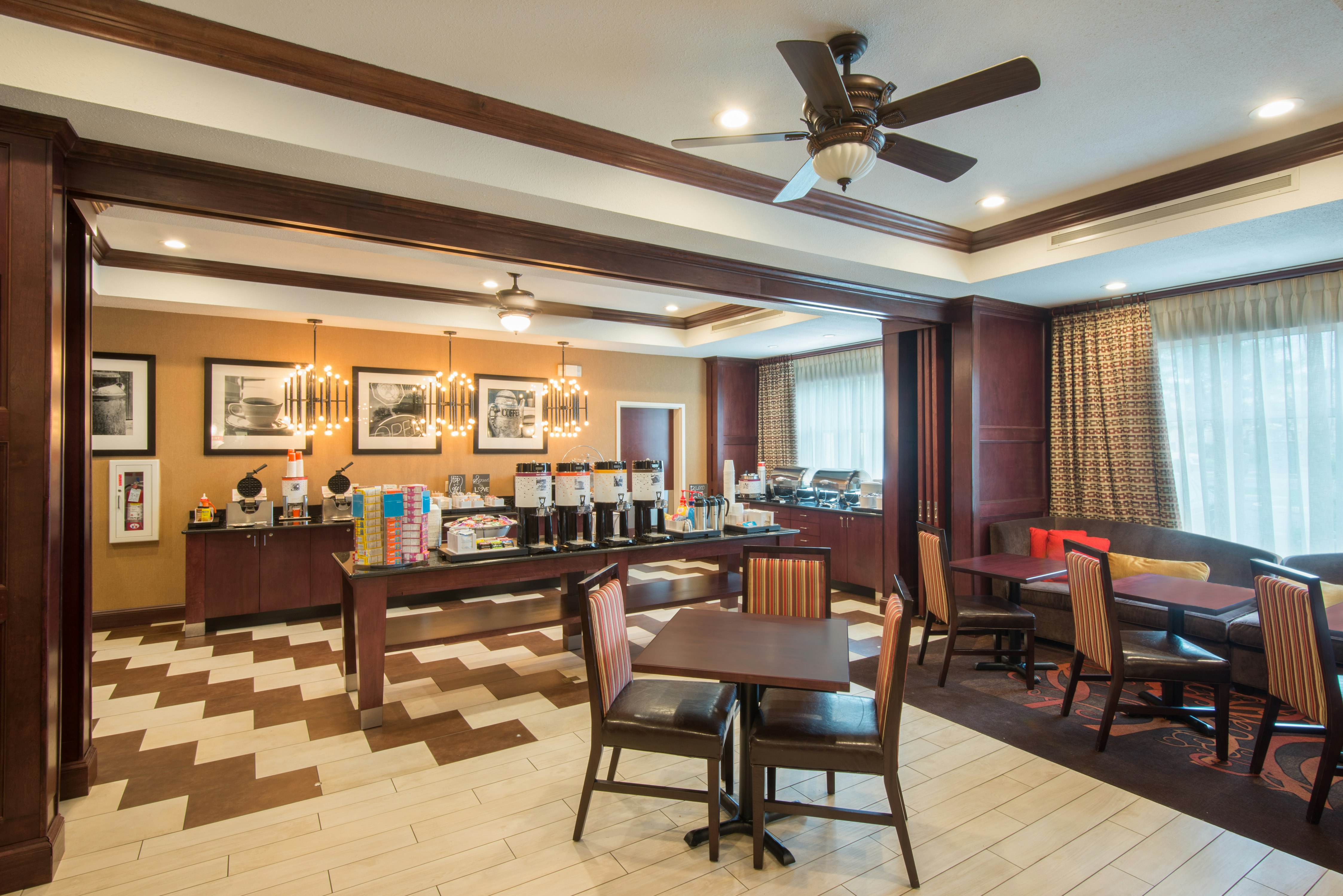 Hampton Inn Kingston 28/39