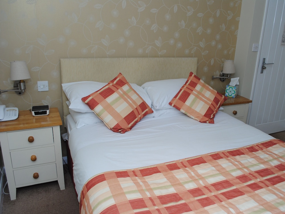COMFORT, DOUBLE BED, SMALL
