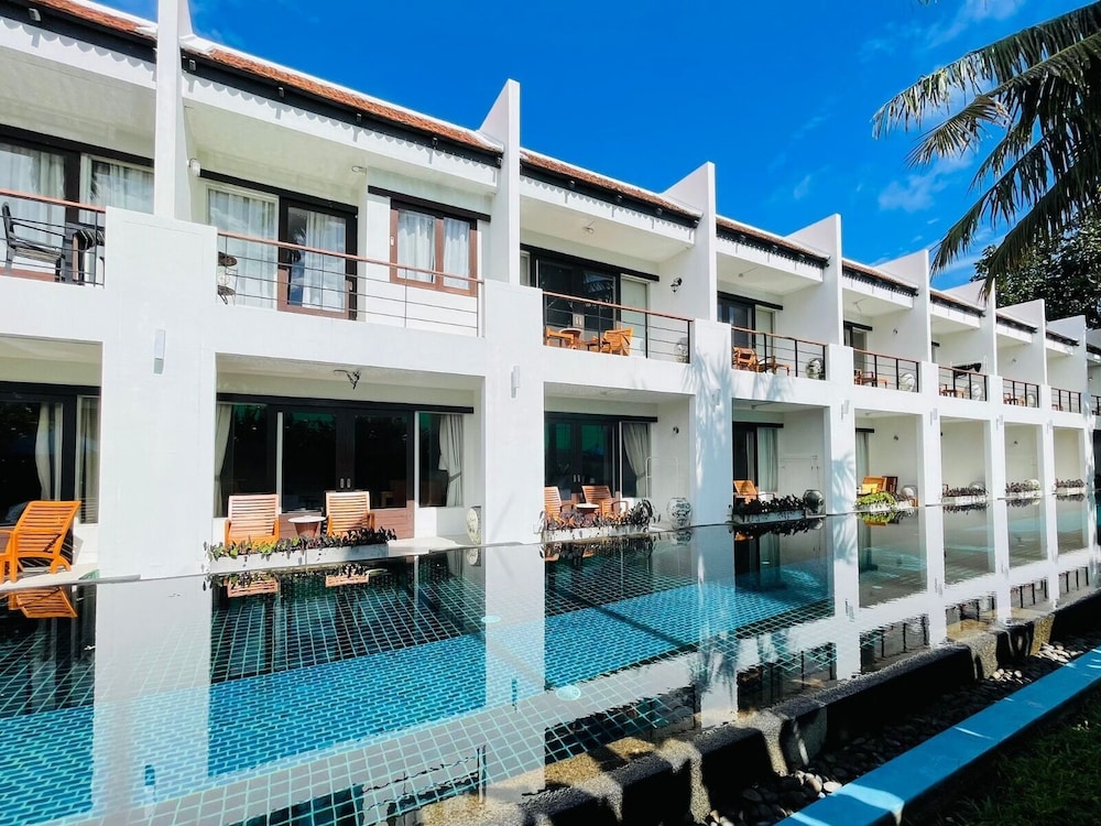 Tea Tree Spa Resort 3/82
