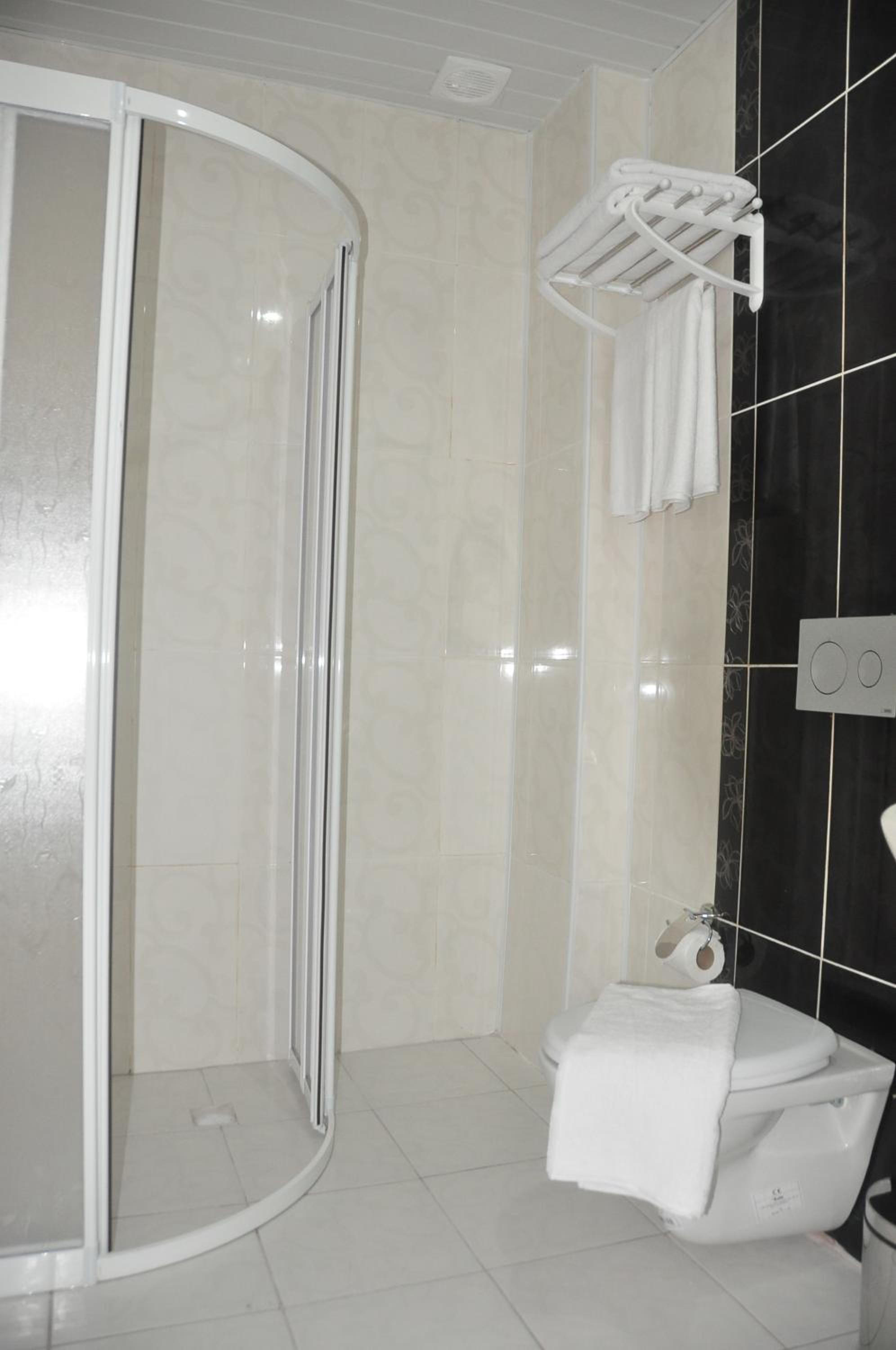 Onder Yildiz Hotel 53/55