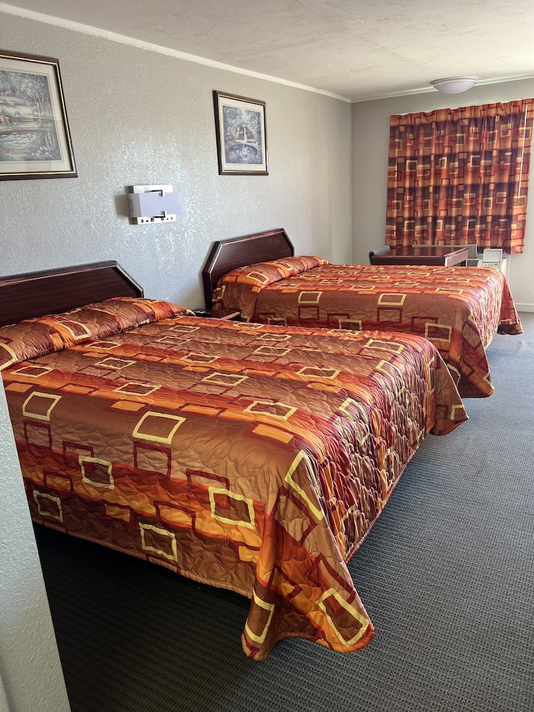 Hotel 81 El Reno 10/19