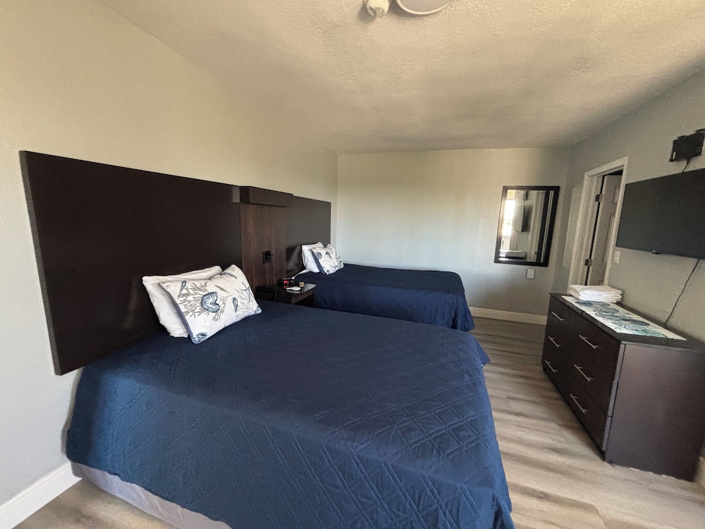 La Bella Oceanfront Inn 22/50