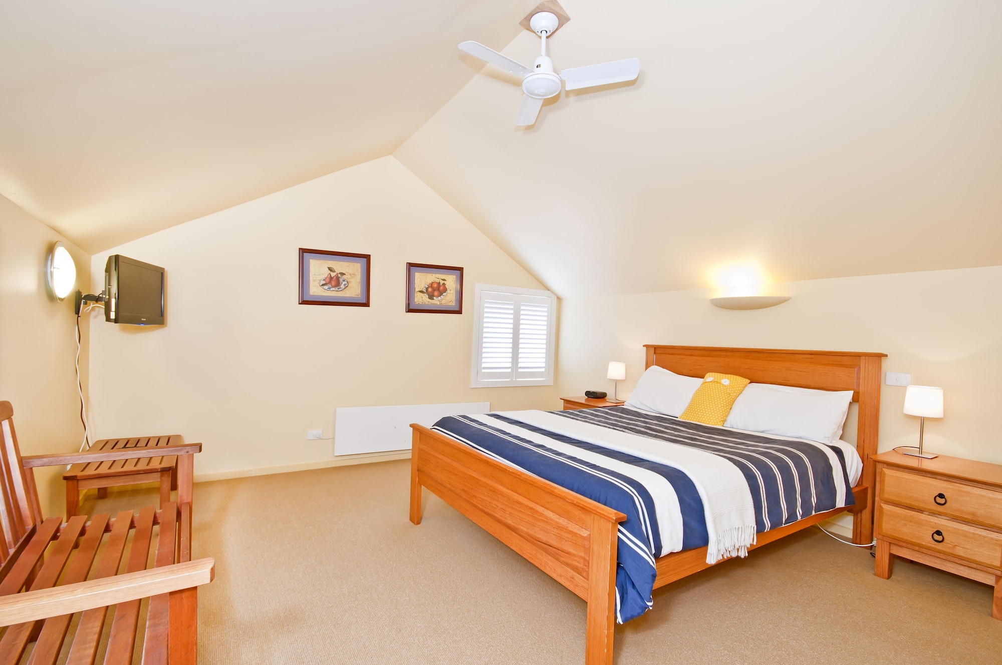 2 Bedrooms, Loft, Captains, 2 Queen Beds